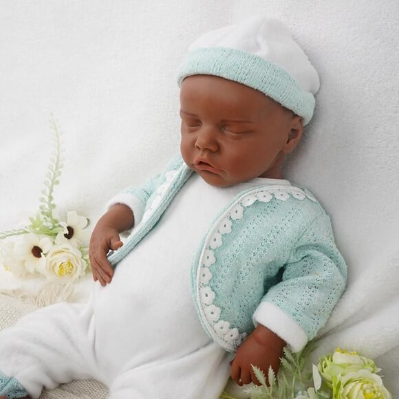 18Inch Realistic Full Body Silicone Reborn tan Baby Girl Closed Eyes Reborn Doll - Picture 7 of 7